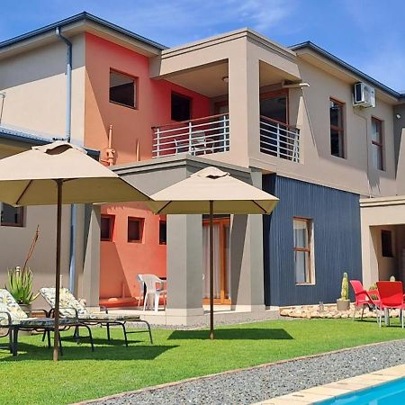 אאודטסהורן Karoo Sun Boutique Guest House מראה חיצוני תמונה