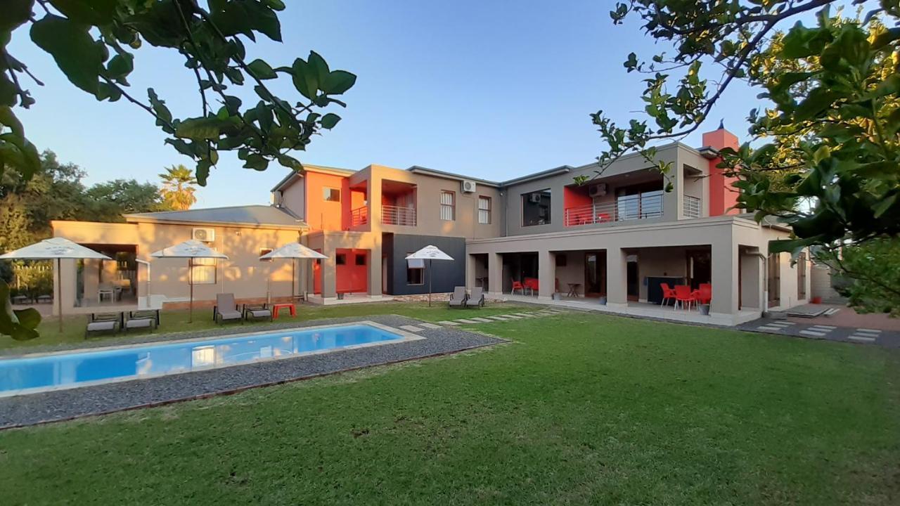 אאודטסהורן Karoo Sun Boutique Guest House מראה חיצוני תמונה