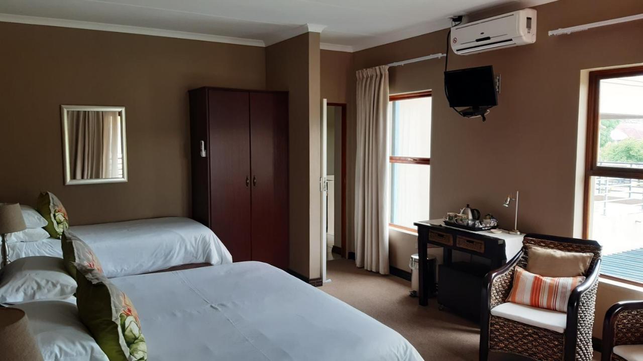 אאודטסהורן Karoo Sun Boutique Guest House מראה חיצוני תמונה