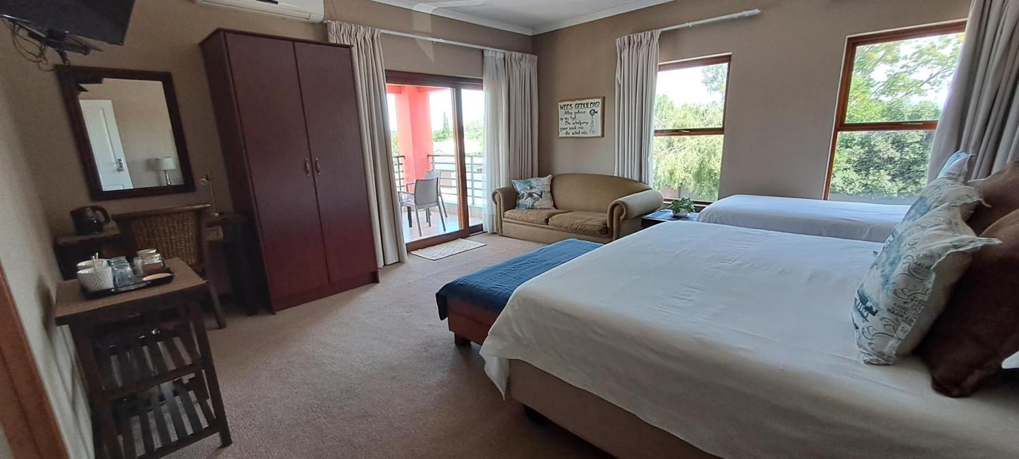 אאודטסהורן Karoo Sun Boutique Guest House מראה חיצוני תמונה