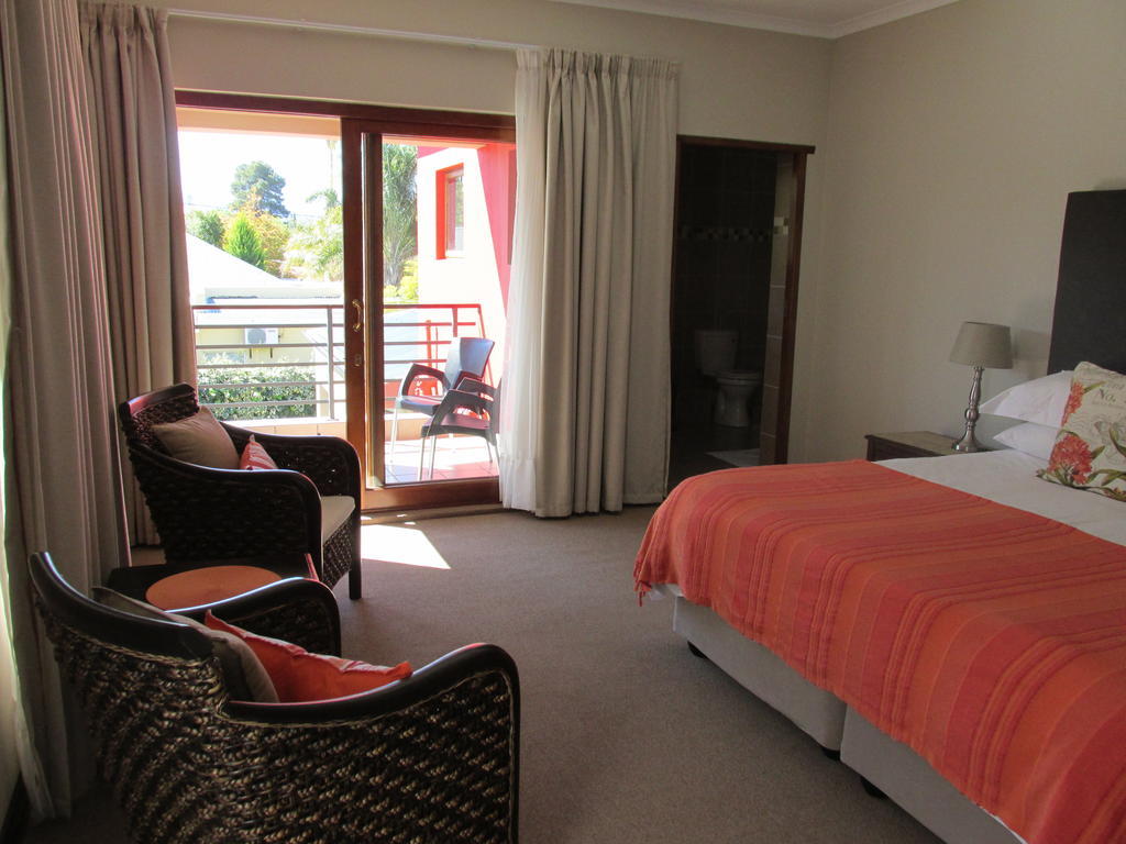 אאודטסהורן Karoo Sun Boutique Guest House חדר תמונה
