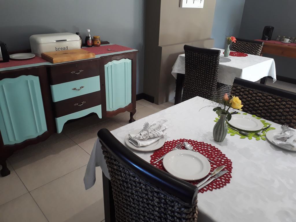 אאודטסהורן Karoo Sun Boutique Guest House מראה חיצוני תמונה