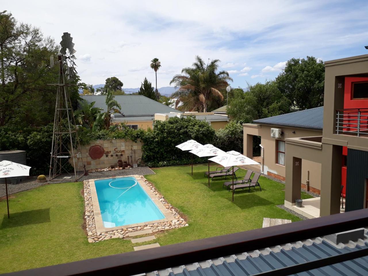 אאודטסהורן Karoo Sun Boutique Guest House מראה חיצוני תמונה