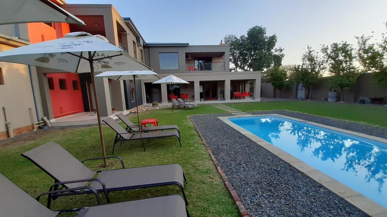 אאודטסהורן Karoo Sun Boutique Guest House מראה חיצוני תמונה